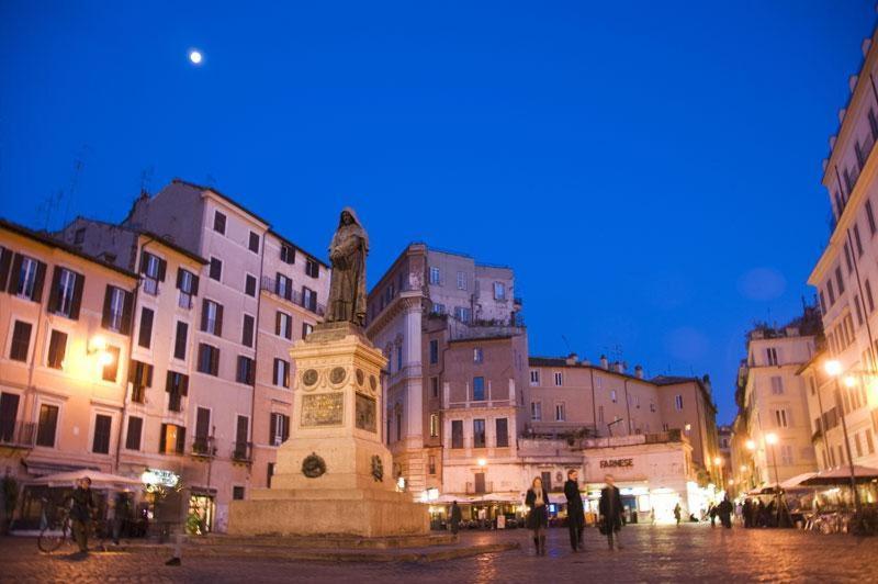 Casa Vacanze Campo De' Fiori ローマ エクステリア 写真