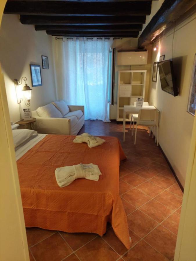 Casa Vacanze Campo De' Fiori ローマ エクステリア 写真